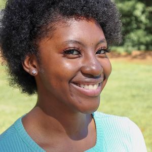 Meet your Posher, Lynette